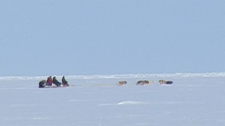 Dogsled route to the mountians of the Cumberland peninsula - Nanoq 2007 expedition
