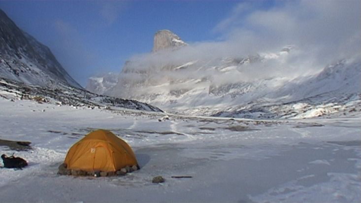 Camp in front of the Mount Thor - Nanoq 2007 expedition