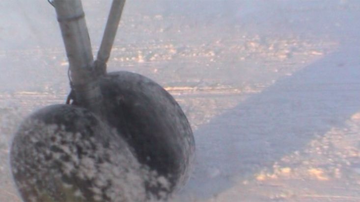 Landing at the Barneo base - Geographic North Pole 2002 expedition