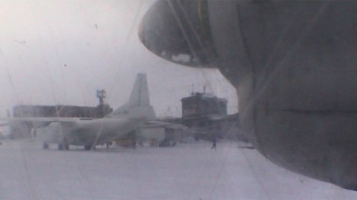 Take off from Khatanga towards Sredny base - Geographic North Pole 2002 expedition