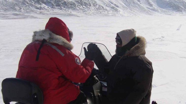 In the Ayr lake during the snowmobile route towards Barnes - Barnes Icecap expedition - 2012