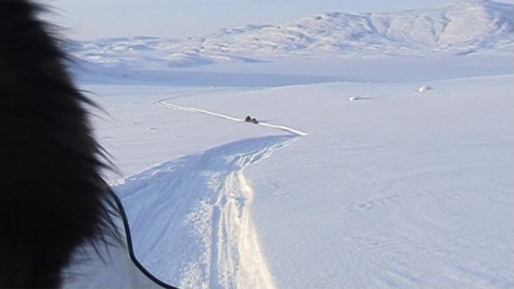 In snowmobile to the departure point of the expedition - Penny Icecap 2009 expedition